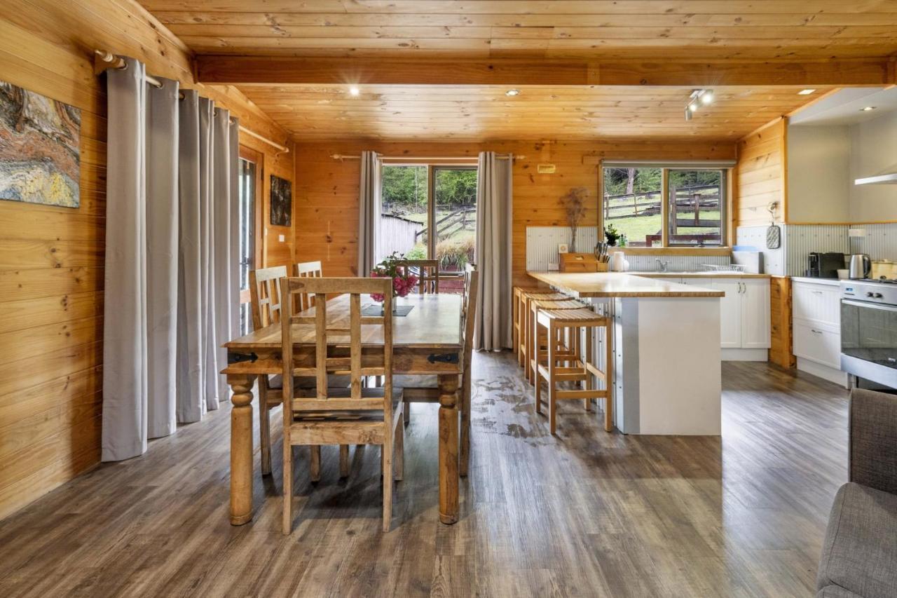 Mole Creek Cabins Eksteriør billede